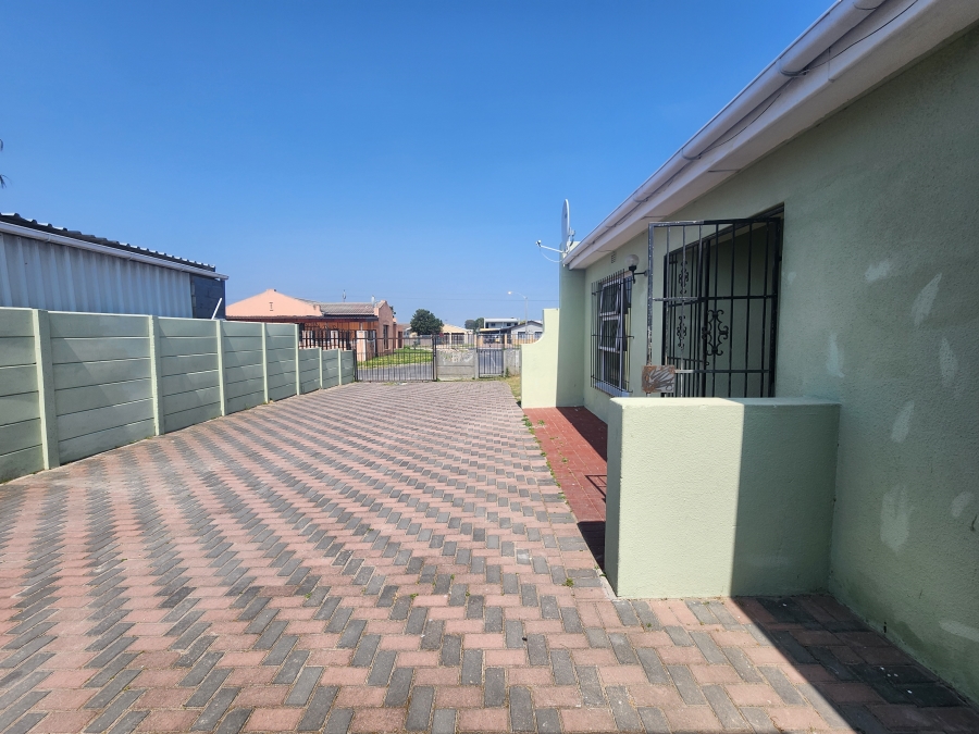 3 Bedroom Property for Sale in Clairewood Western Cape